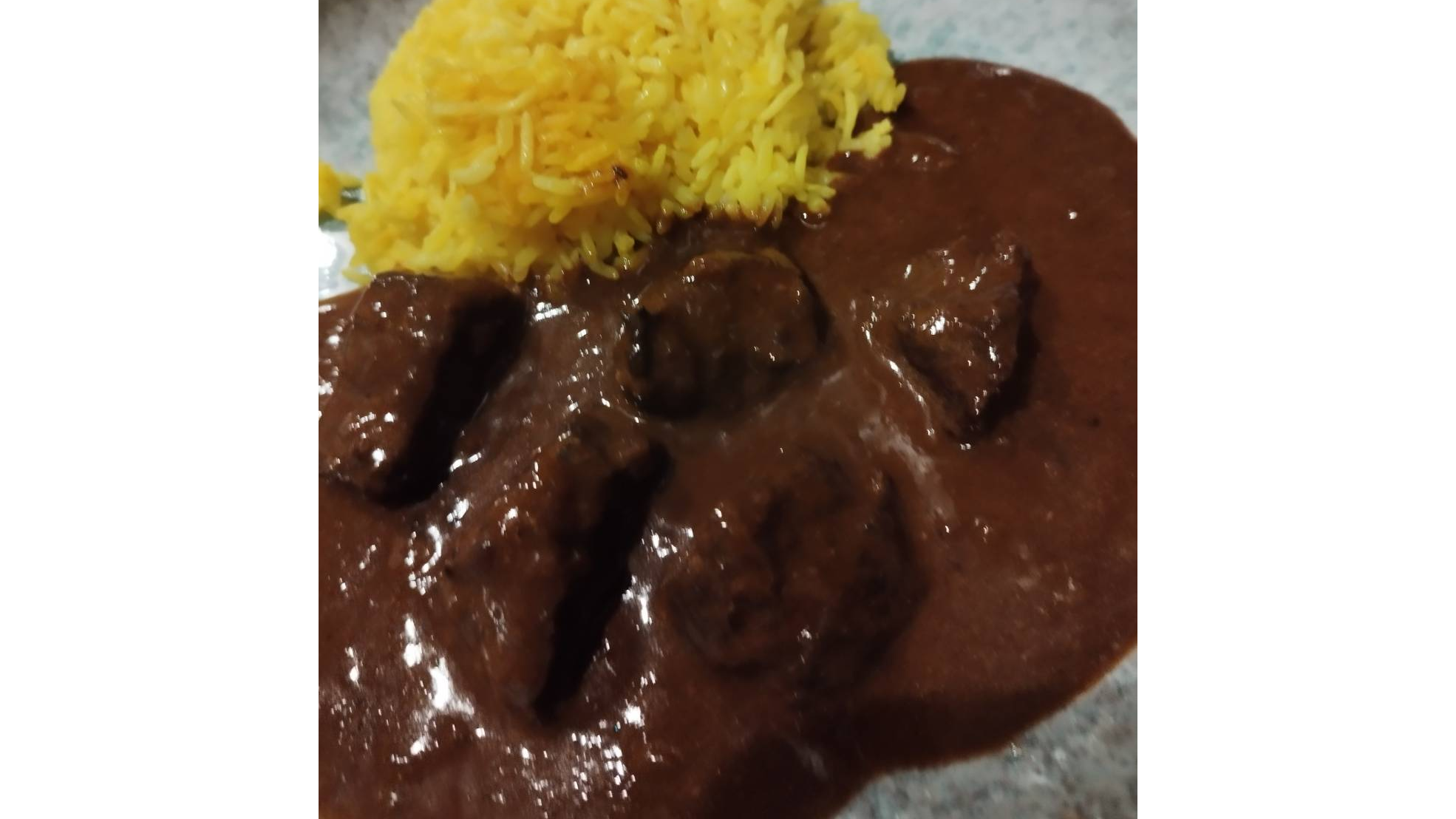 野外フェスARIFUJI WEEKENDERS 2026最強コラボカレー「創作カレー ツキノワ」×「三田肉」の第2回試食