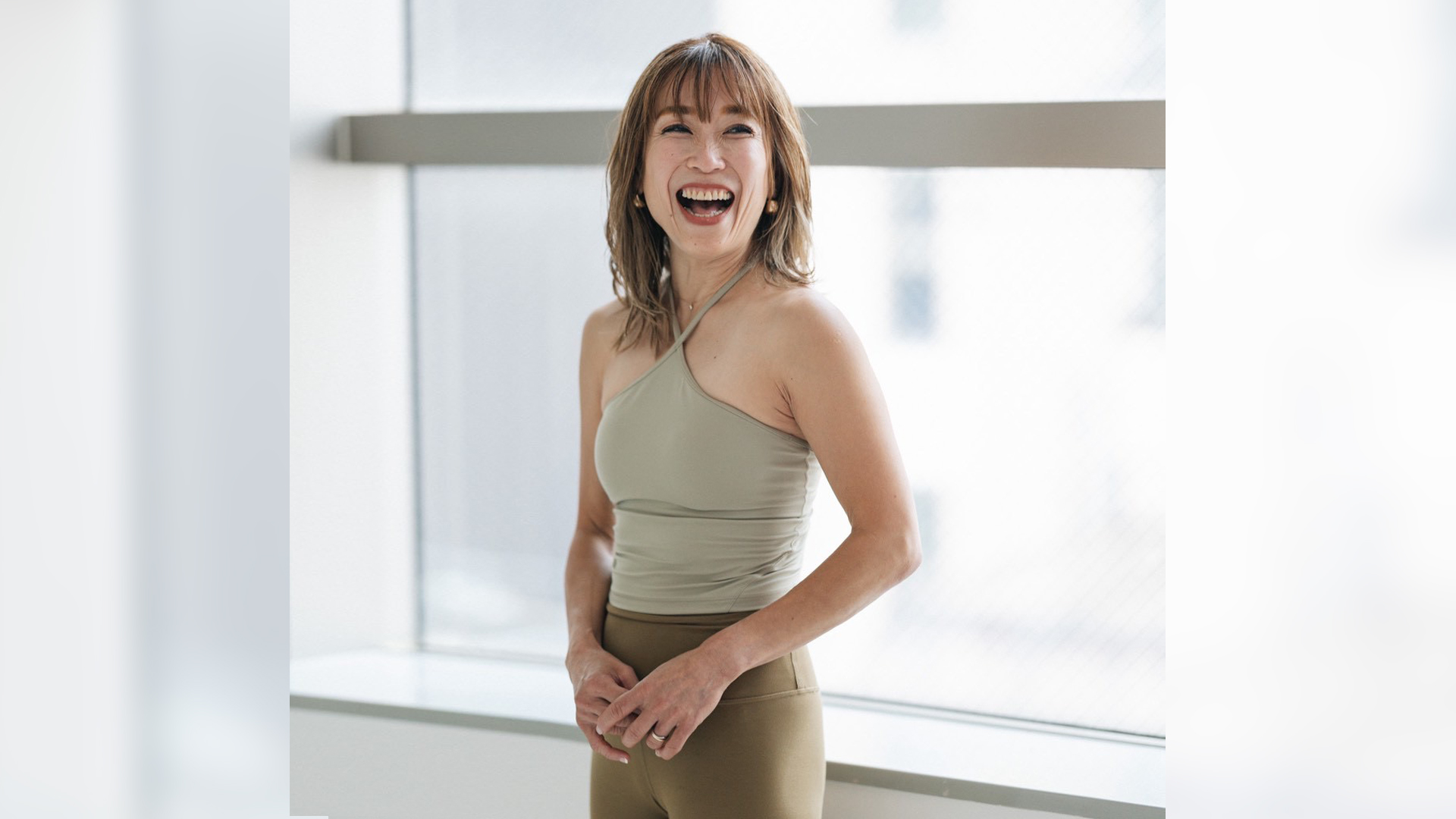 ヨガインストラクターの藤原麻由